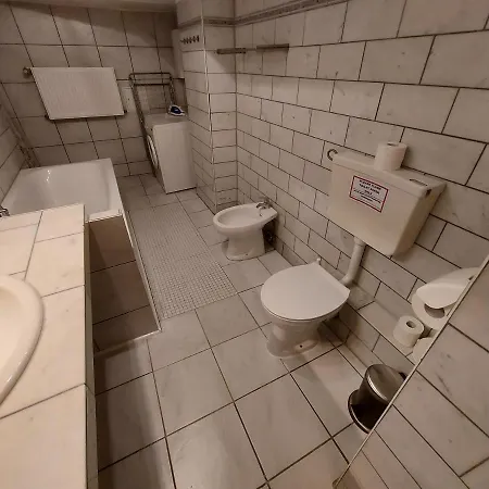 Basement Apartament *