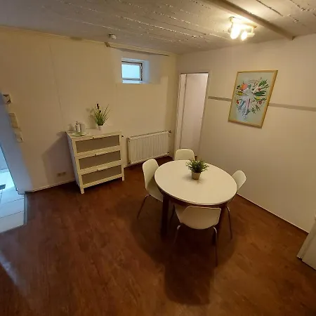 Basement Apartamento Colónia